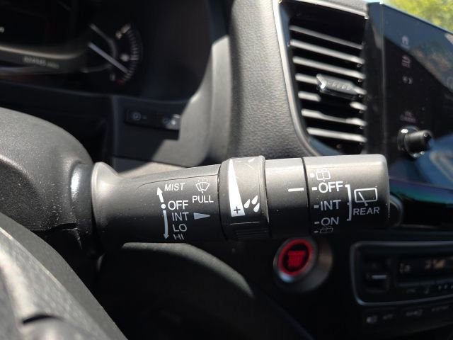 Certified 2023 Honda Passport TrailSport image 35