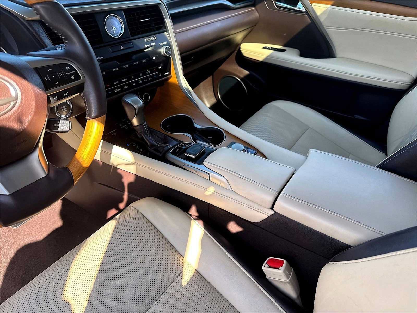 Used 2016 Lexus RX 350 AWD w/ Premium Package image 18