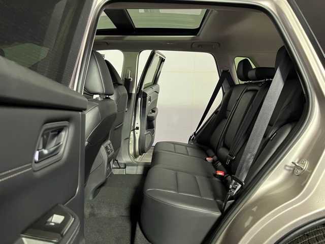 New 2026 Nissan Rogue SV image 15