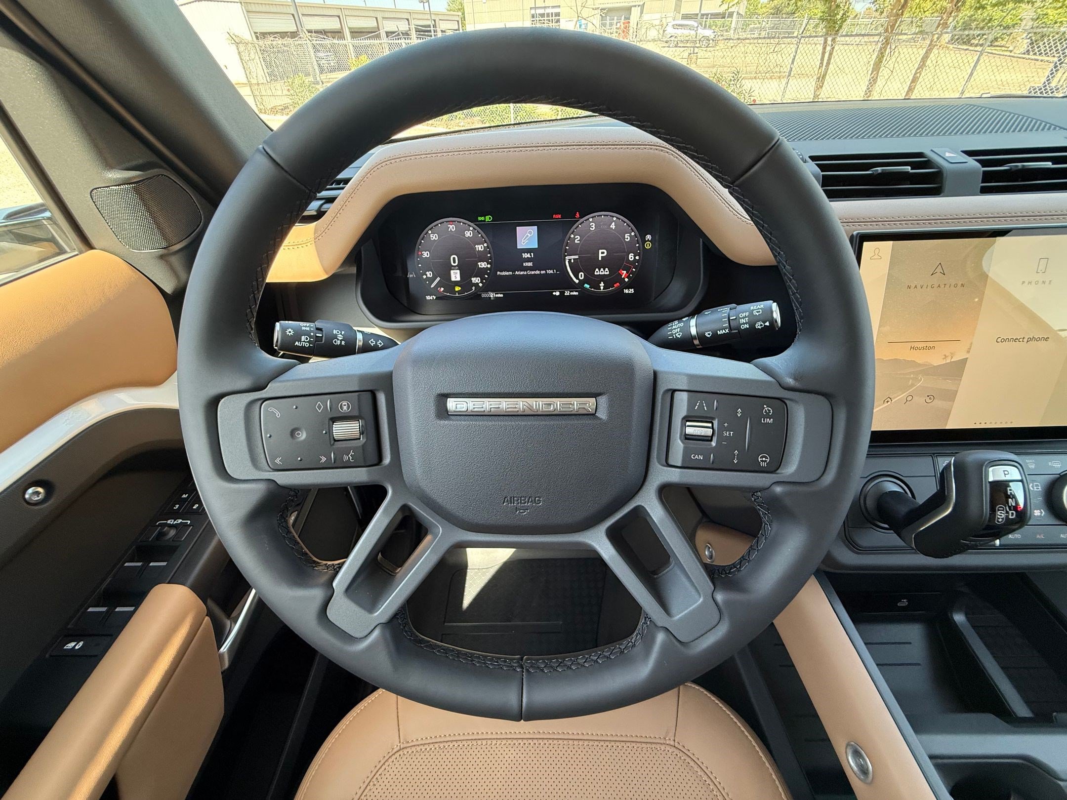 New 2026 Land Rover Defender 110 S AWD/4WD image 4