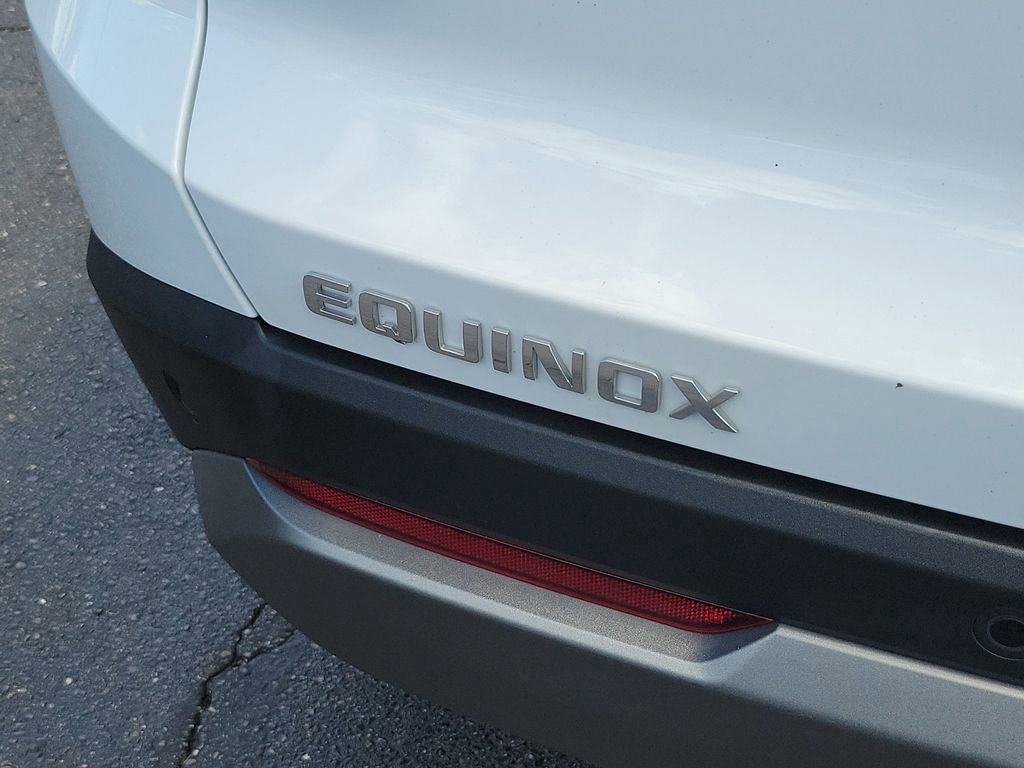 Certified 2025 Chevrolet Equinox LT FWD image 8