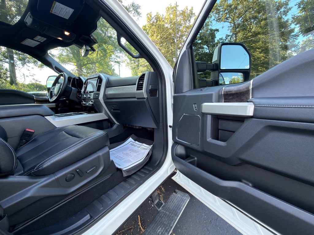 Used 2022 Ford F250 Lariat w/ Tremor Off-Road Package AWD/4WD image 16