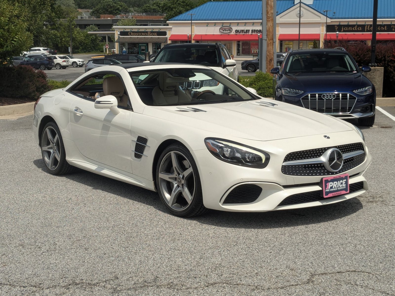 Used 2019 Mercedes-Benz SL 550 image 7