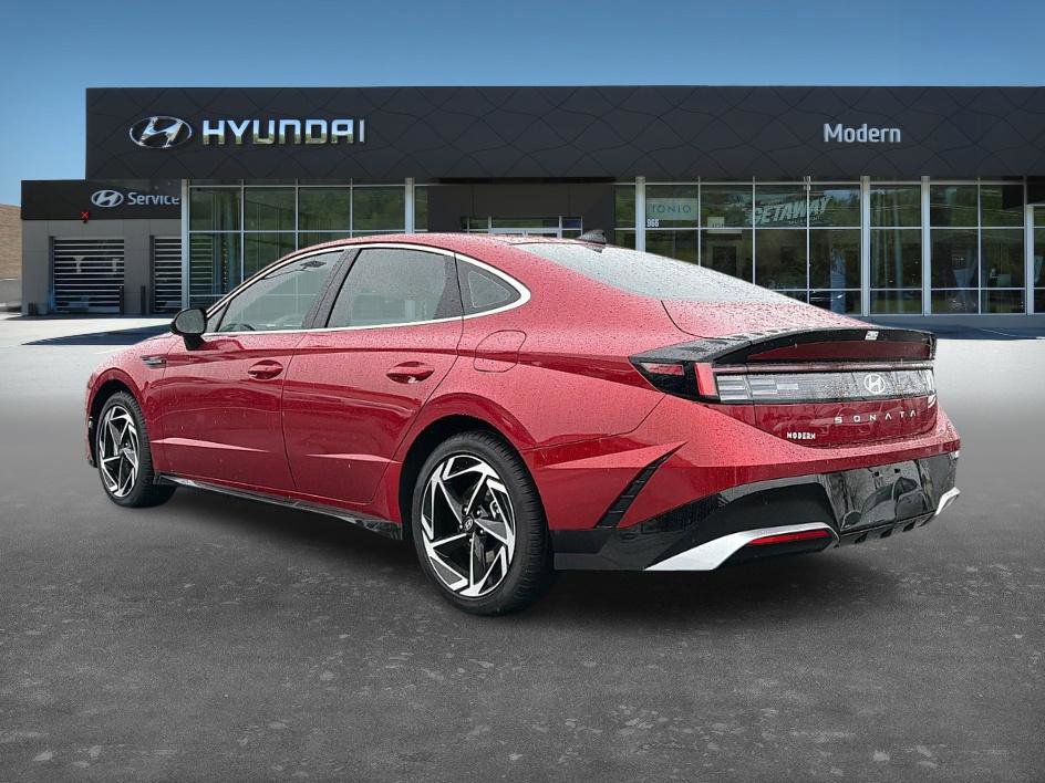 New 2026 Hyundai Sonata SEL FWD image 4