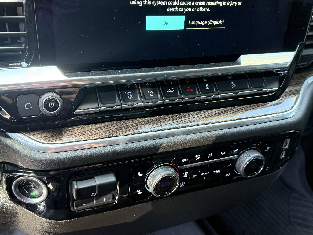 Used 2025 Chevrolet Silverado 2500 LT AWD/4WD image 11