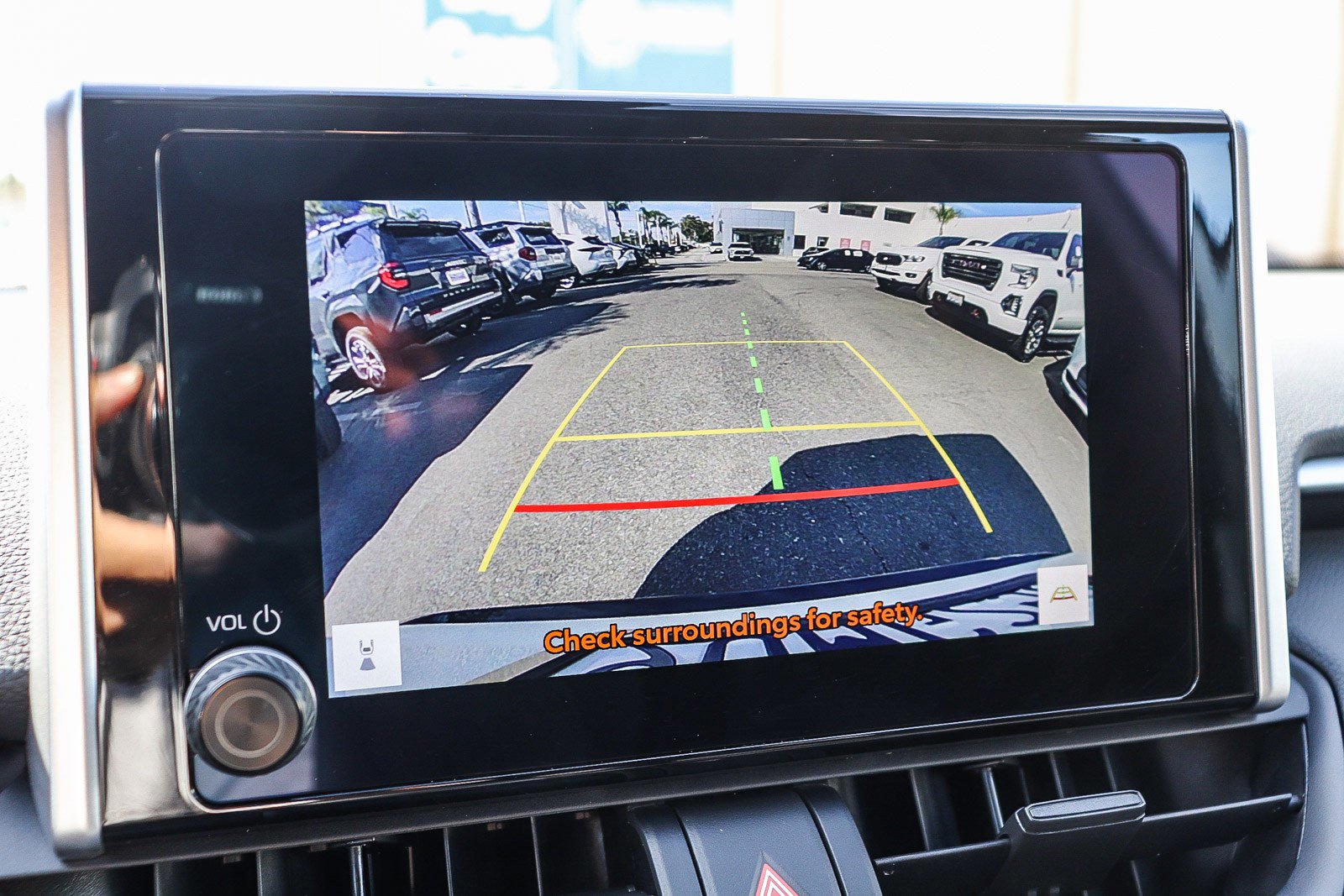 Used 2025 Toyota RAV4 SE image 26