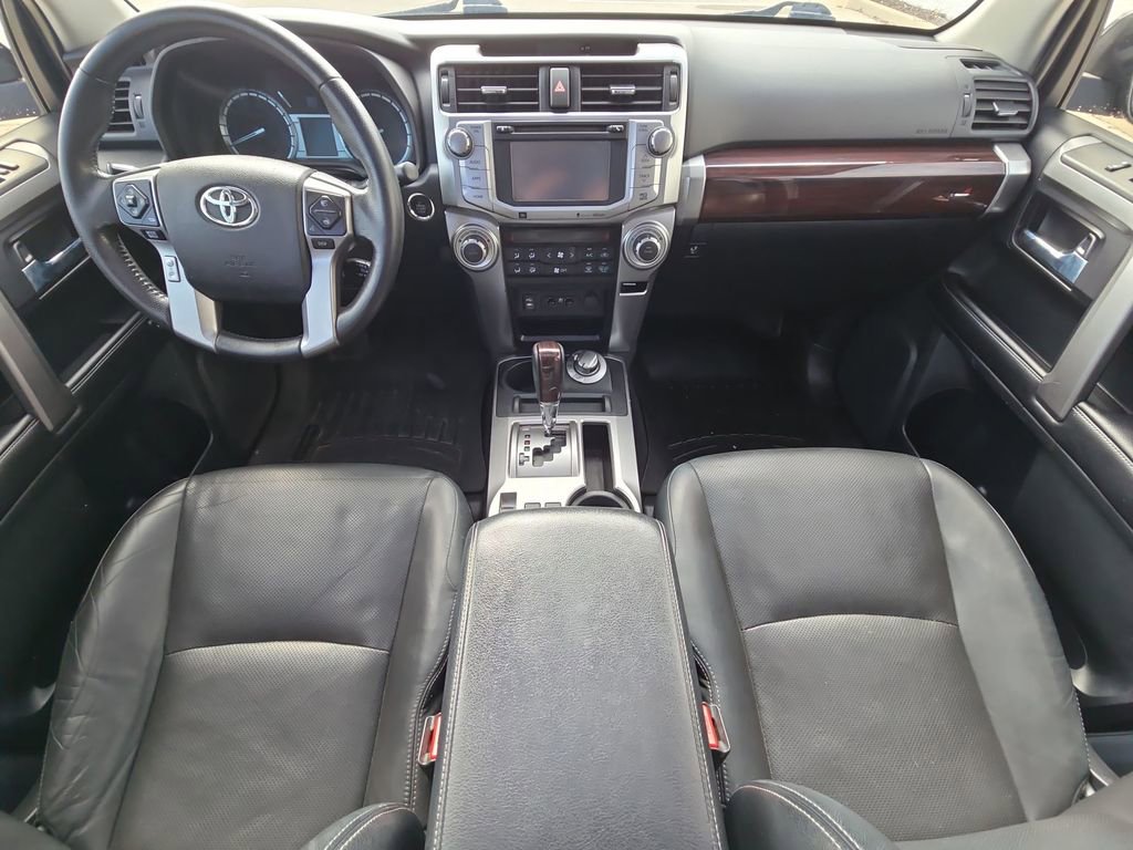 Used 2015 Toyota 4Runner Limited image 21