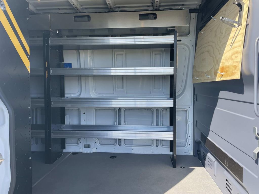 Used 2023 Mercedes-Benz Sprinter 2500 image 6