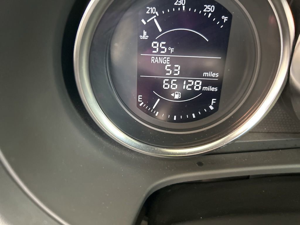 Used 2016 MAZDA MX-5 Miata Grand Touring RWD image 44