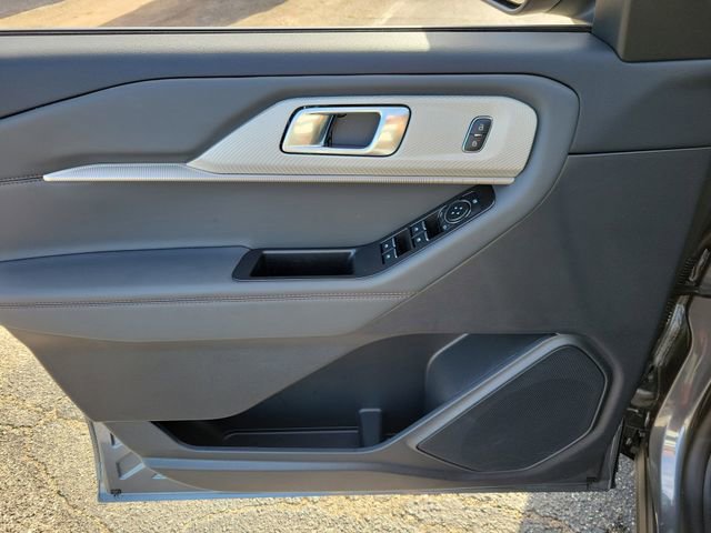 New 2026 Ford Explorer Active image 14