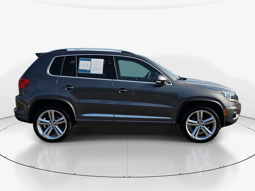 Used 2016 Volkswagen Tiguan R-Line AWD/4WD image 5