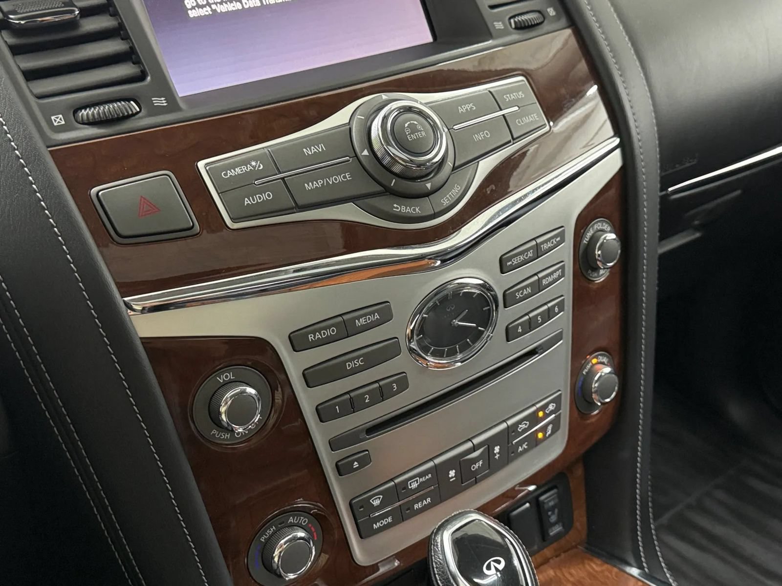 Used 2019 INFINITI QX80 Luxe w/ Proassist Package AWD/4WD image 30