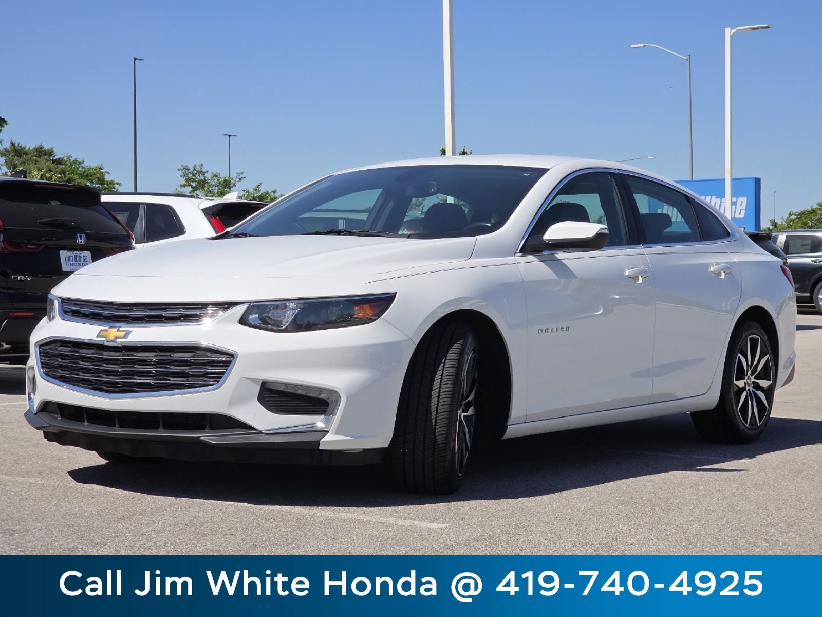 Used 2018 Chevrolet Malibu LT FWD image 12