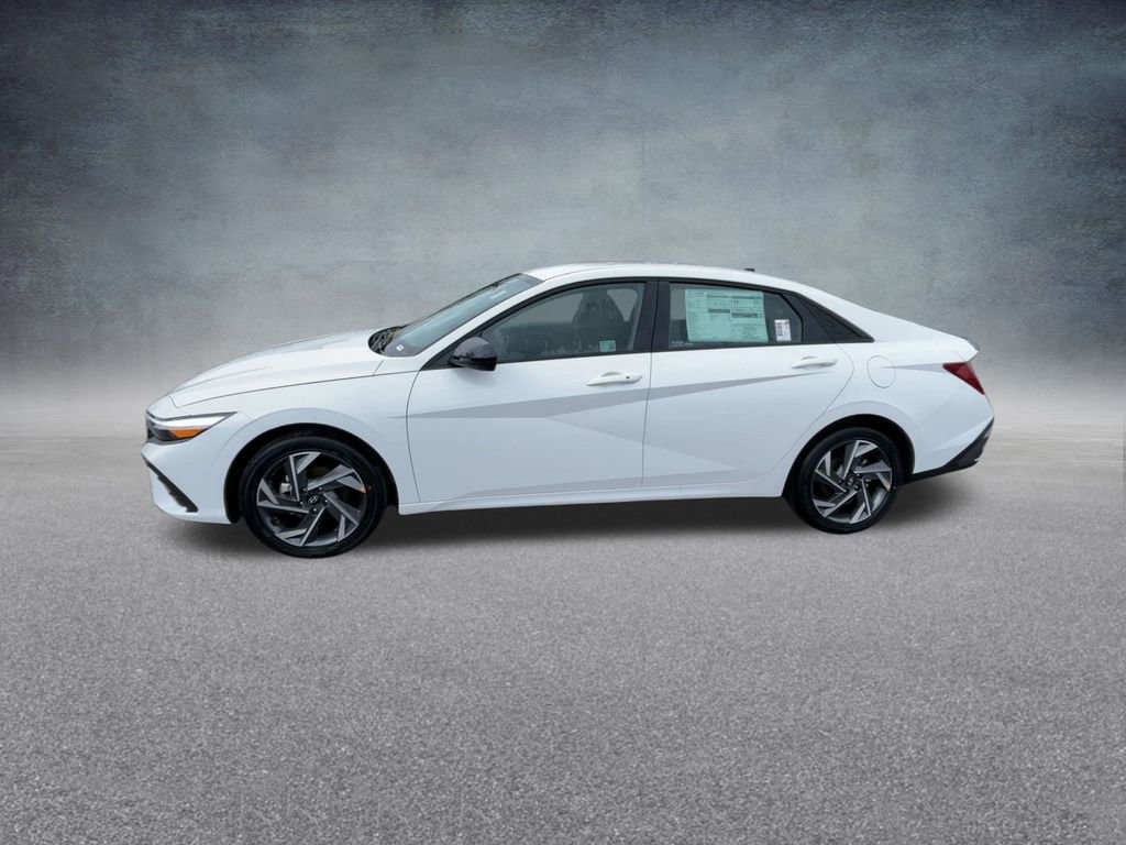 New 2025 Hyundai Elantra SEL image 10