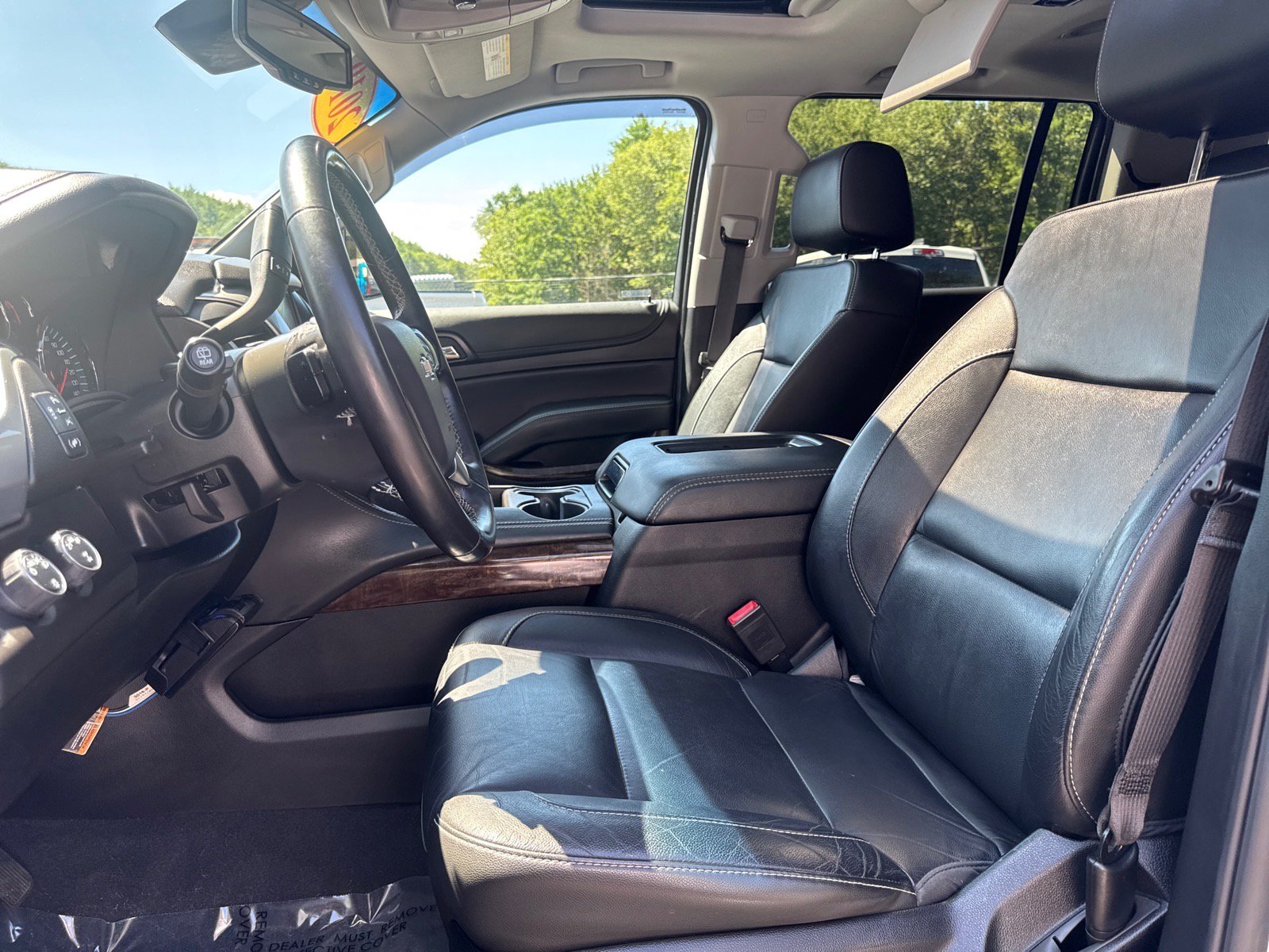 Used 2019 Chevrolet Suburban LT AWD/4WD image 9