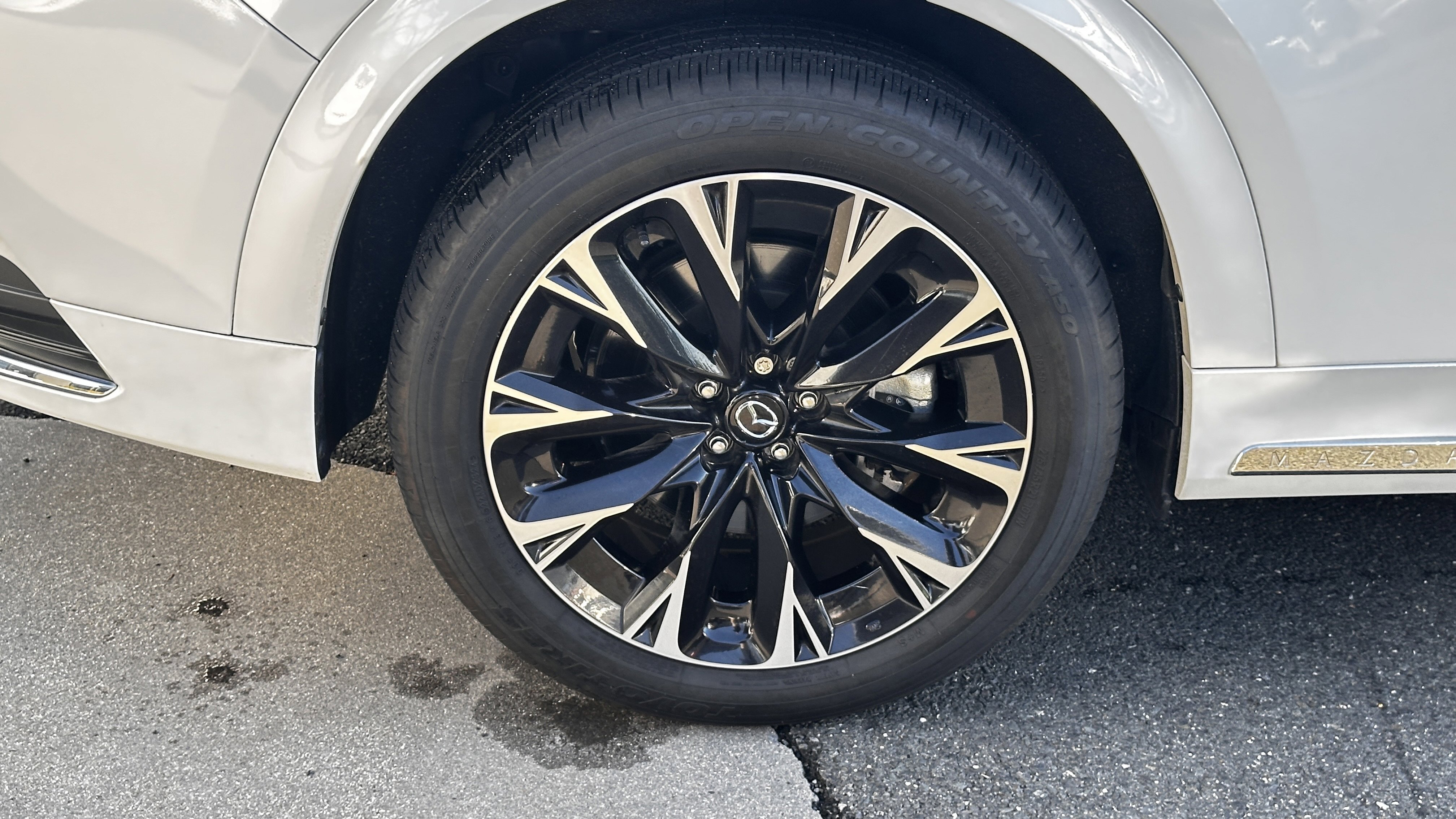 Certified 2025 MAZDA CX-90 3.3 Turbo S w/ Premium Package image 18