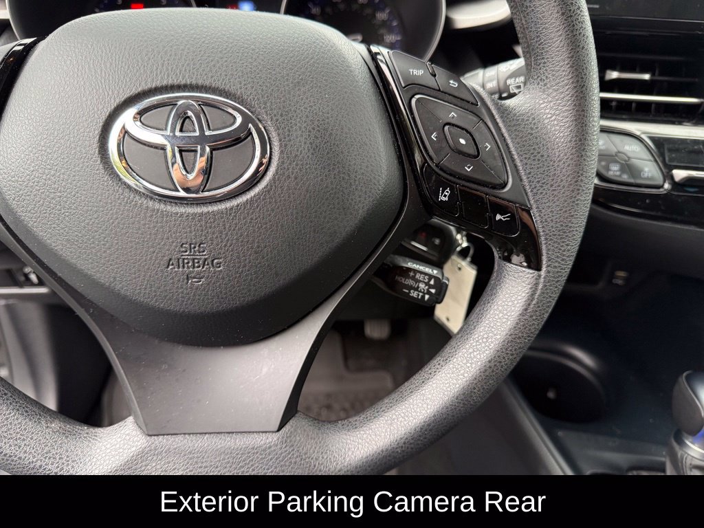Used 2021 Toyota C-HR LE FWD image 12