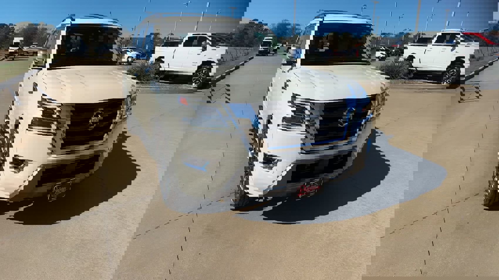 Used 2023 Nissan Armada Platinum w/ Captain's Chairs Package image 2