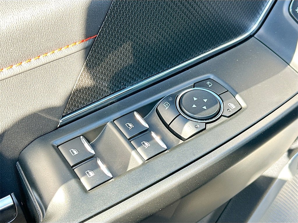 Used 2025 Ford F150 Raptor image 18