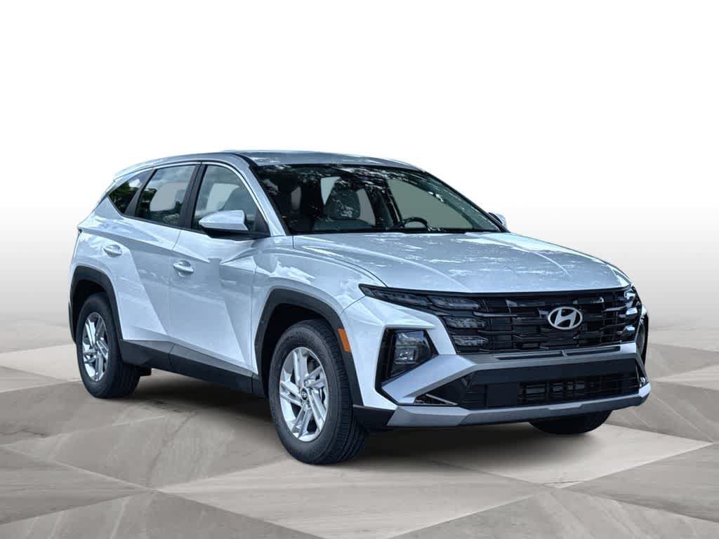 New 2026 Hyundai Tucson SE FWD image 2