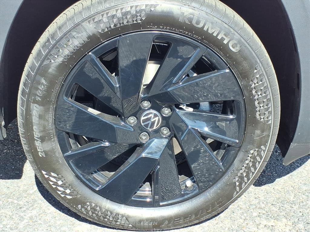 New 2026 Volkswagen Atlas SE image 8