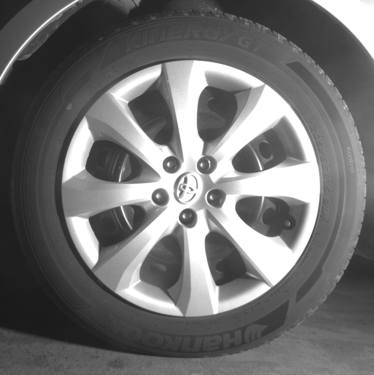 Used 2025 Toyota Corolla LE FWD image 12