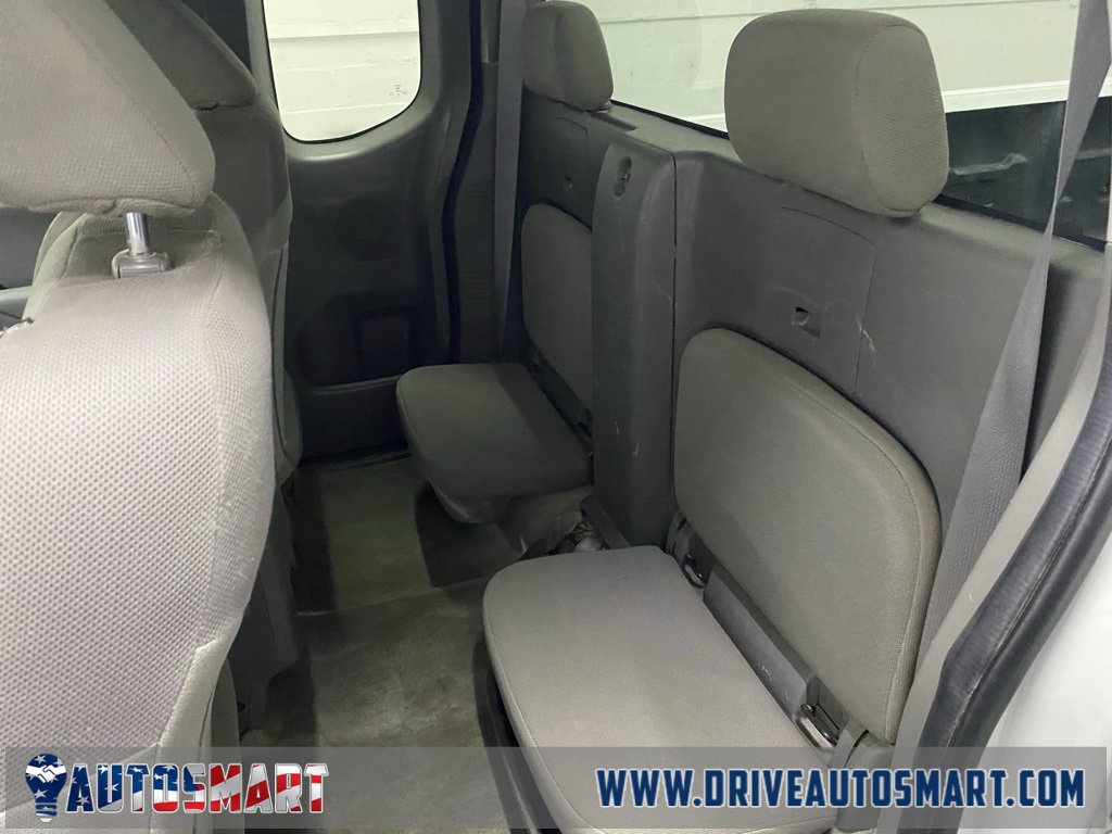 Used 2018 Nissan Frontier S image 12