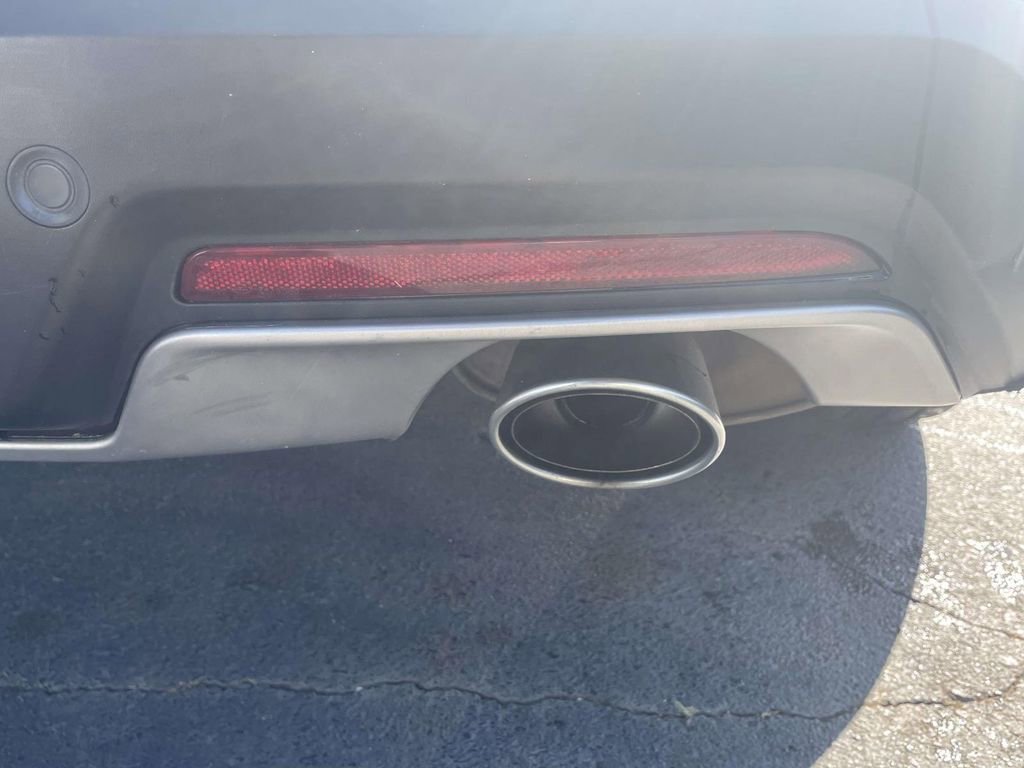 Used 2018 Ford Explorer XLT w/ Equipment Group 202A image 21