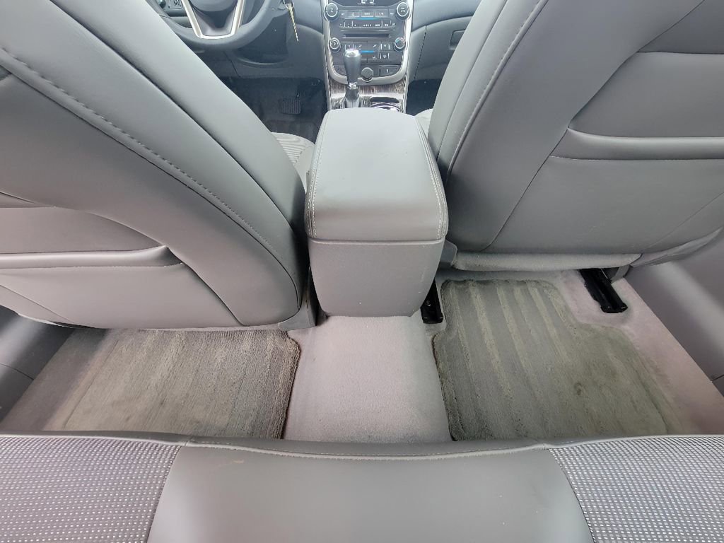 Used 2016 Chevrolet Malibu LT image 26