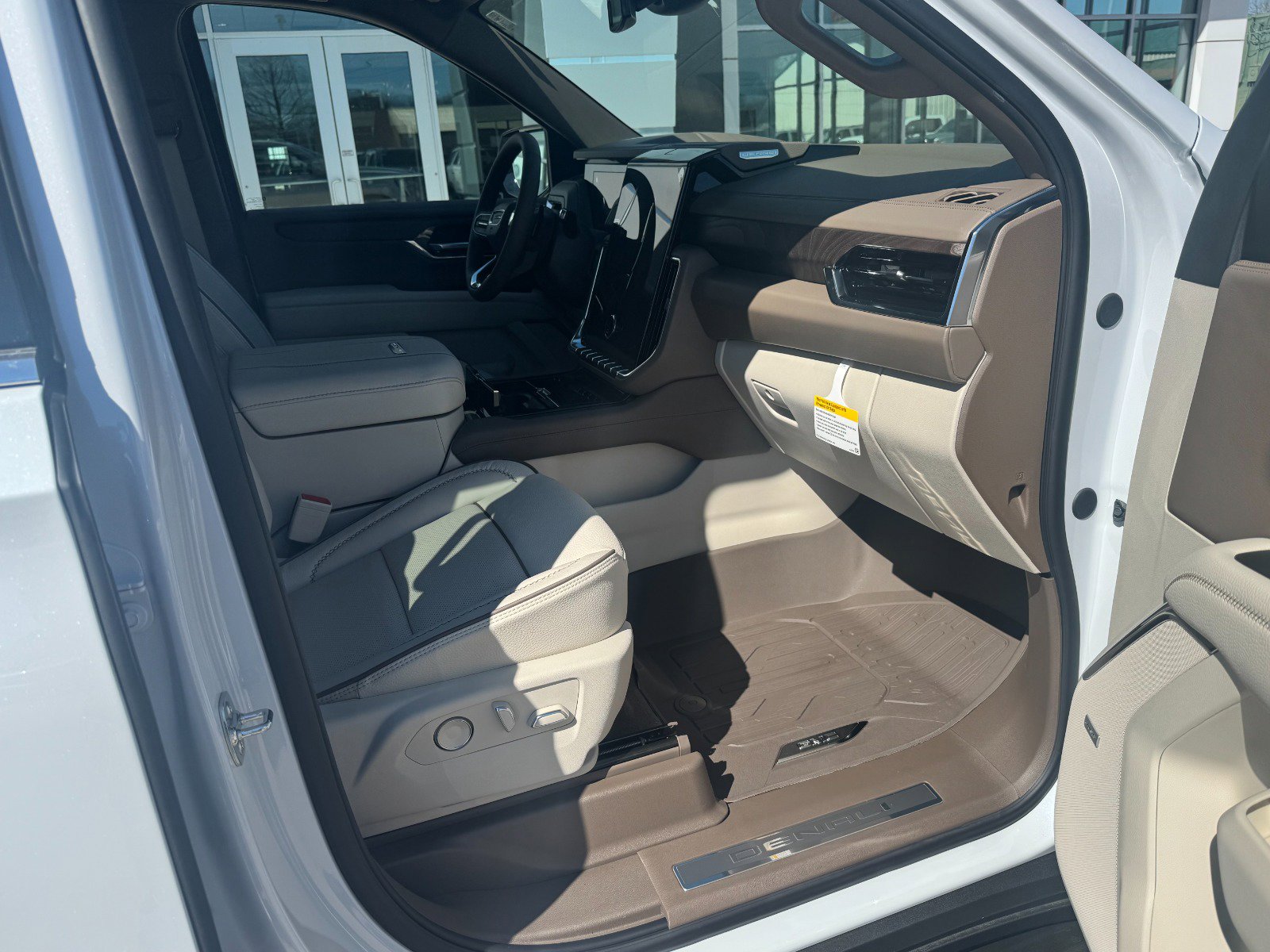 New 2026 GMC Yukon XL Denali w/ LPO, Floor Liner Package image 3