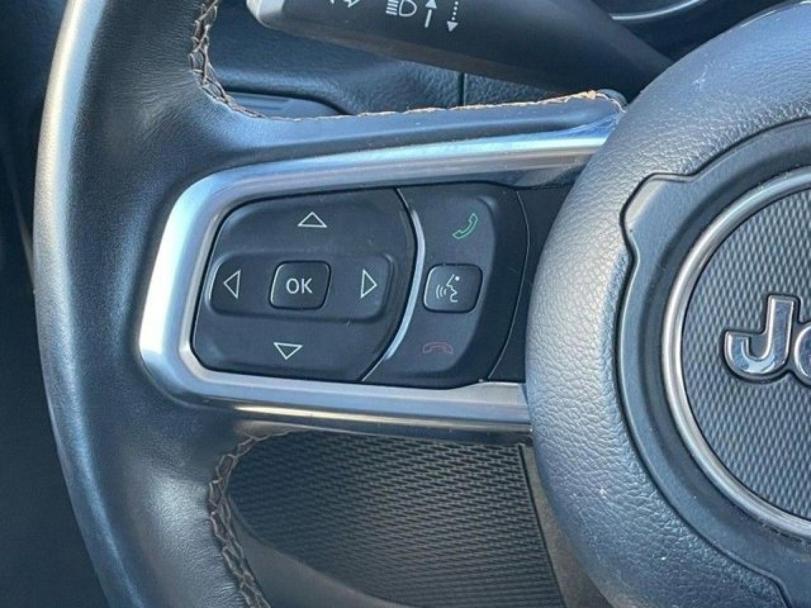 Used 2021 Jeep Gladiator Overland AWD/4WD image 20