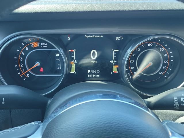 Used 2018 Jeep Wrangler Unlimited Sahara w/ LED Lighting Group AWD/4WD image 21