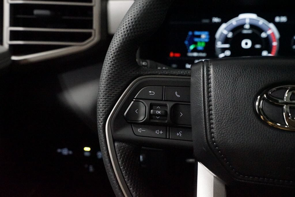 New 2026 Toyota Tundra Limited AWD/4WD image 15