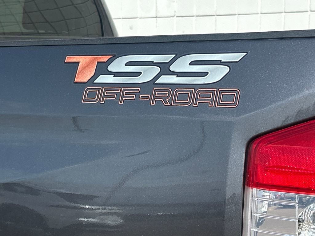 Used 2020 Toyota Tundra SR5 w/ SR5 Leather Package image 34