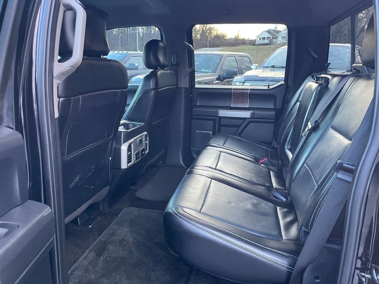 Used 2017 Ford F150 Lariat image 24