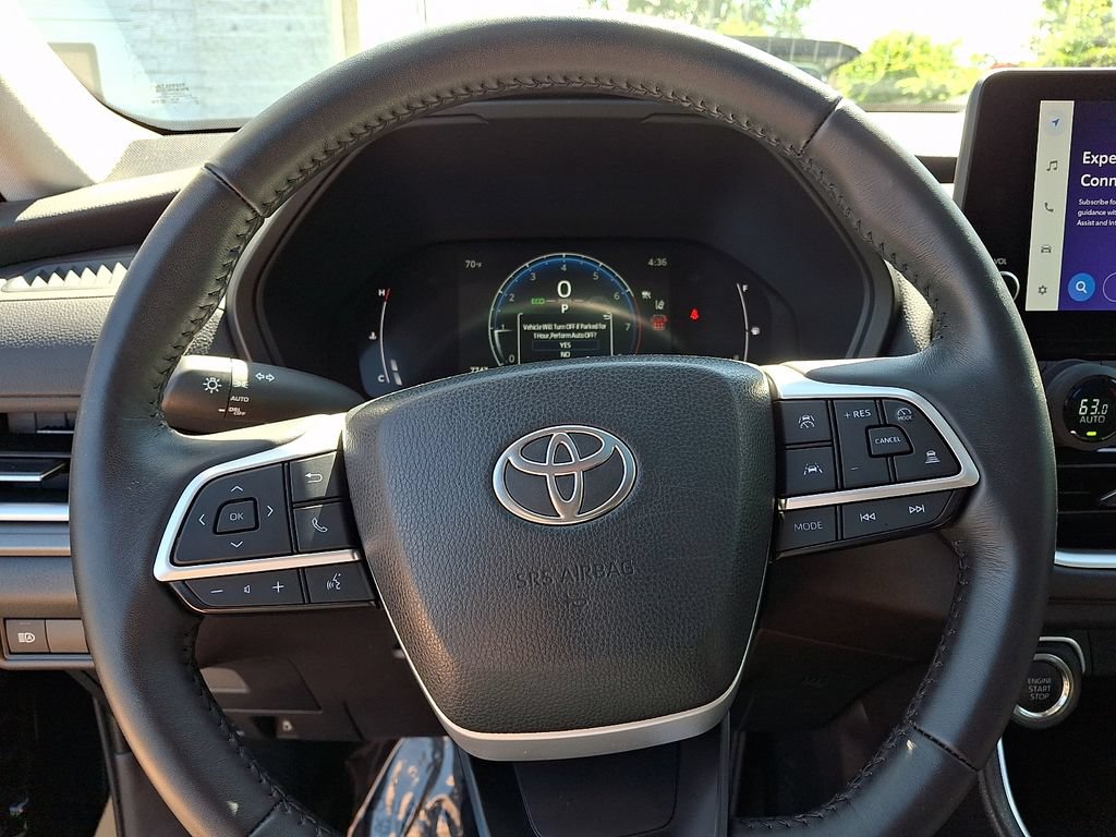 Certified 2025 Toyota Grand Highlander AWD image 22