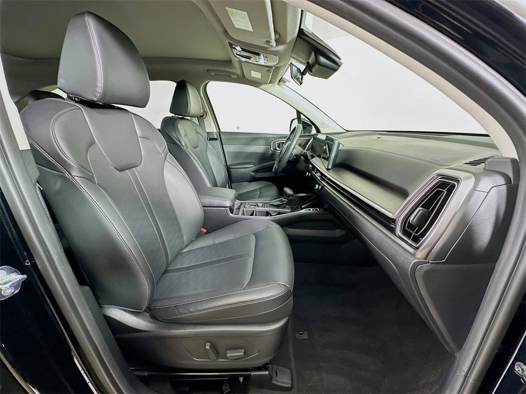 Certified 2025 Kia Sorento X-Line EX image 6
