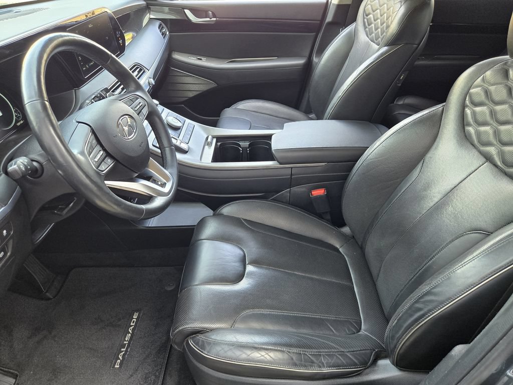 Used 2022 Hyundai Palisade Limited w/ Cargo Package FWD image 9