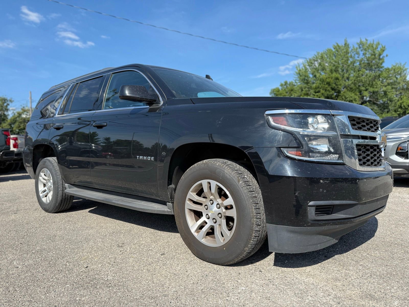 Used 2017 Chevrolet Tahoe LT AWD/4WD image 9