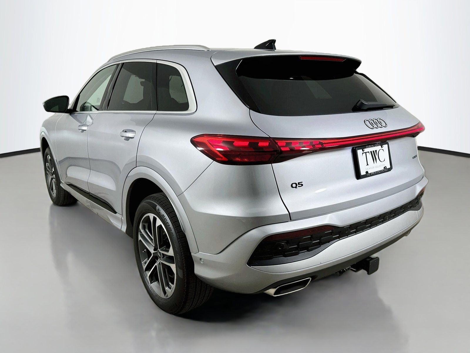 New 2026 Audi Q5 Premium Plus AWD/4WD image 7