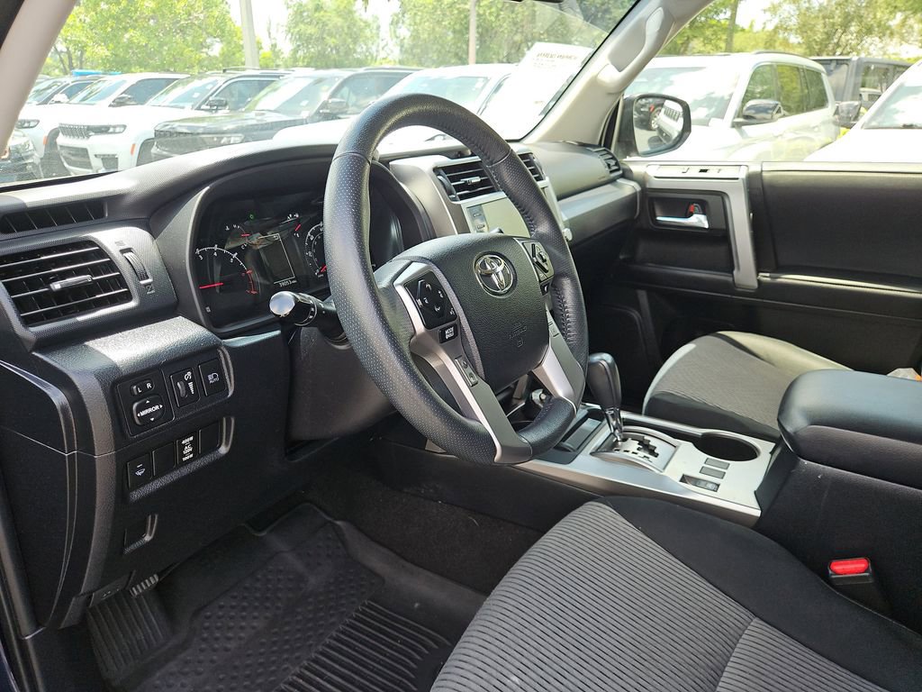 Used 2020 Toyota 4Runner SR5 image 15