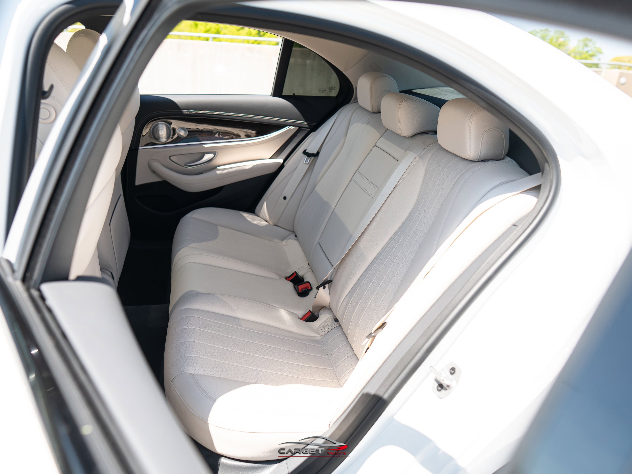 Used 2021 Mercedes-Benz E 350 4MATIC Sedan w/ Premium Package image 20