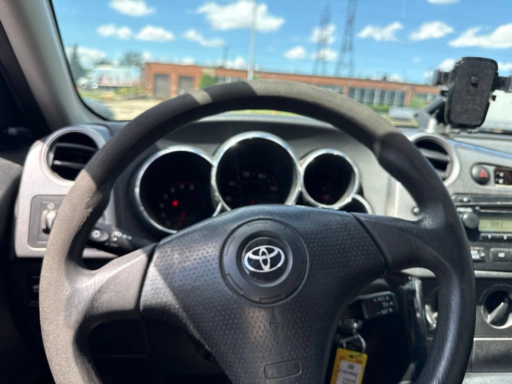 Used 2006 Toyota Matrix AWD image 10