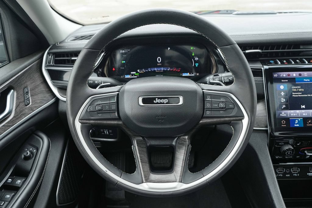 Used 2024 Jeep Grand Cherokee Limited 4xe AWD/4WD image 33