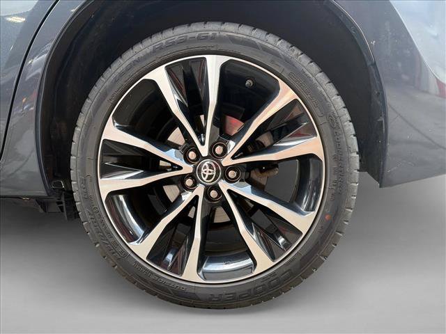 Used 2017 Toyota Corolla SE FWD image 9
