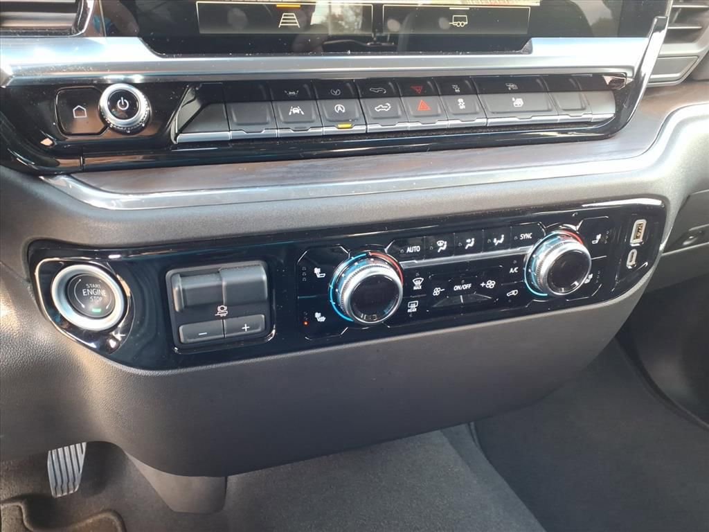 Used 2025 GMC Sierra 1500 SLT image 14