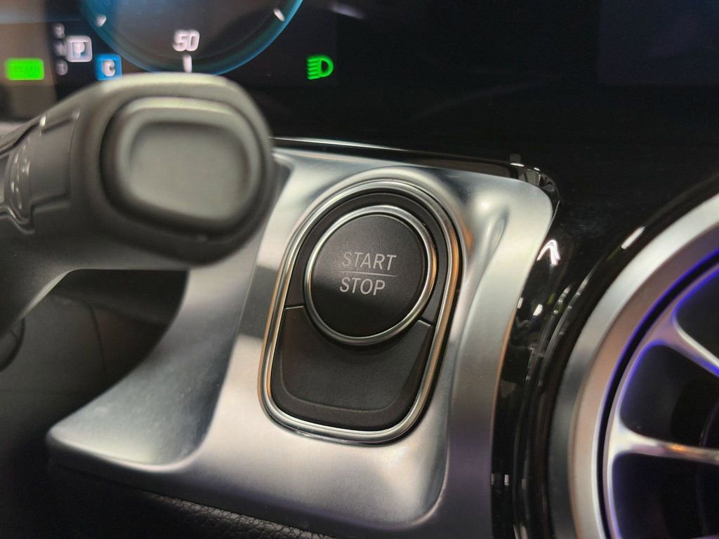 Used 2023 Mercedes-Benz EQB 300 4MATIC w/ Pinnacle Package image 16