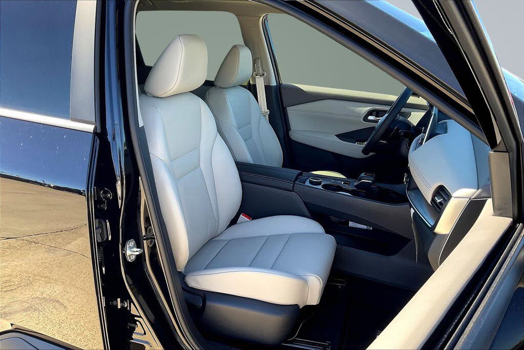 New 2026 Nissan Rogue SV w/ SV Premium Package image 11