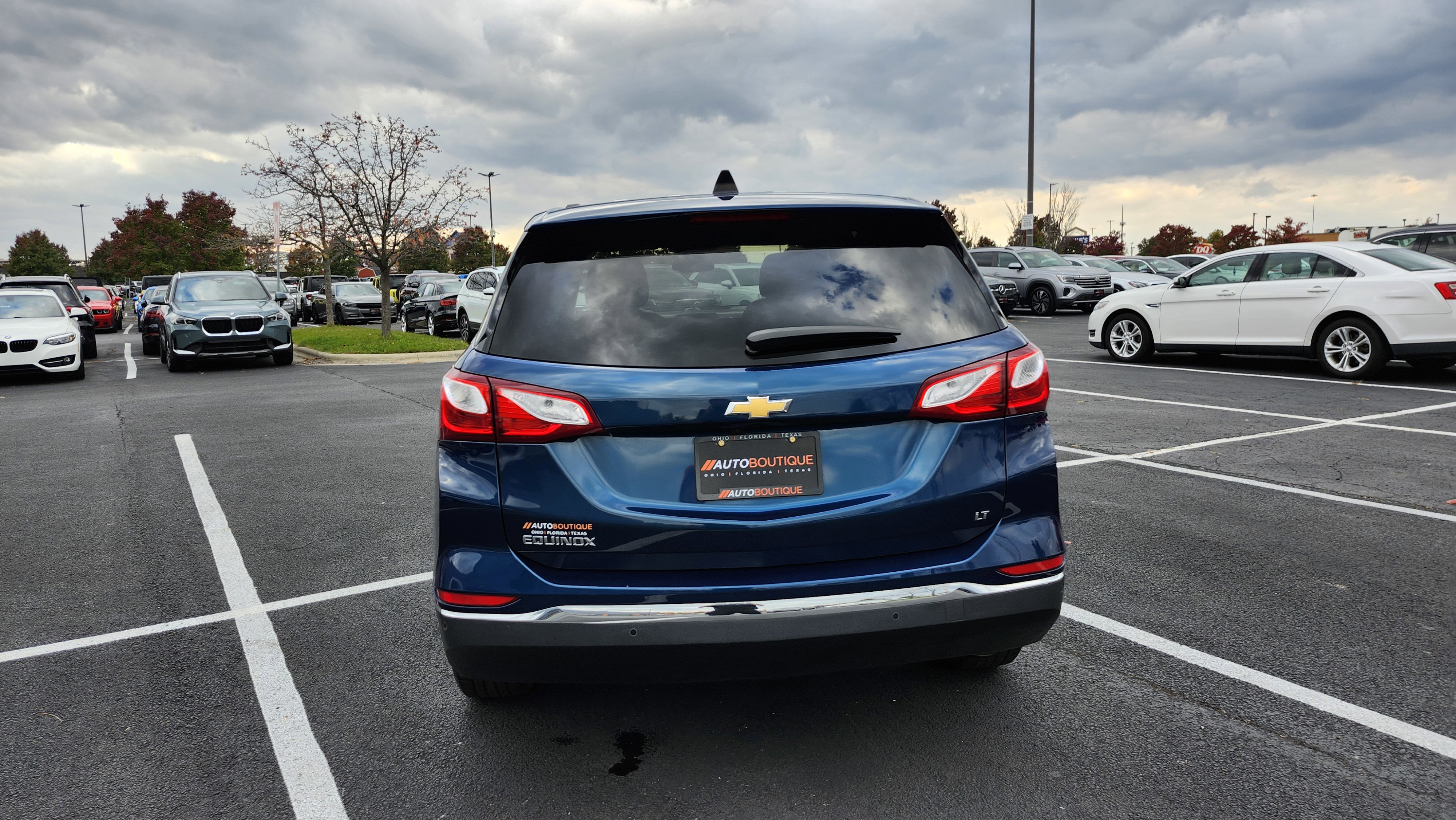 Used 2019 Chevrolet Equinox LT w/ Driver Convenience Package image 10