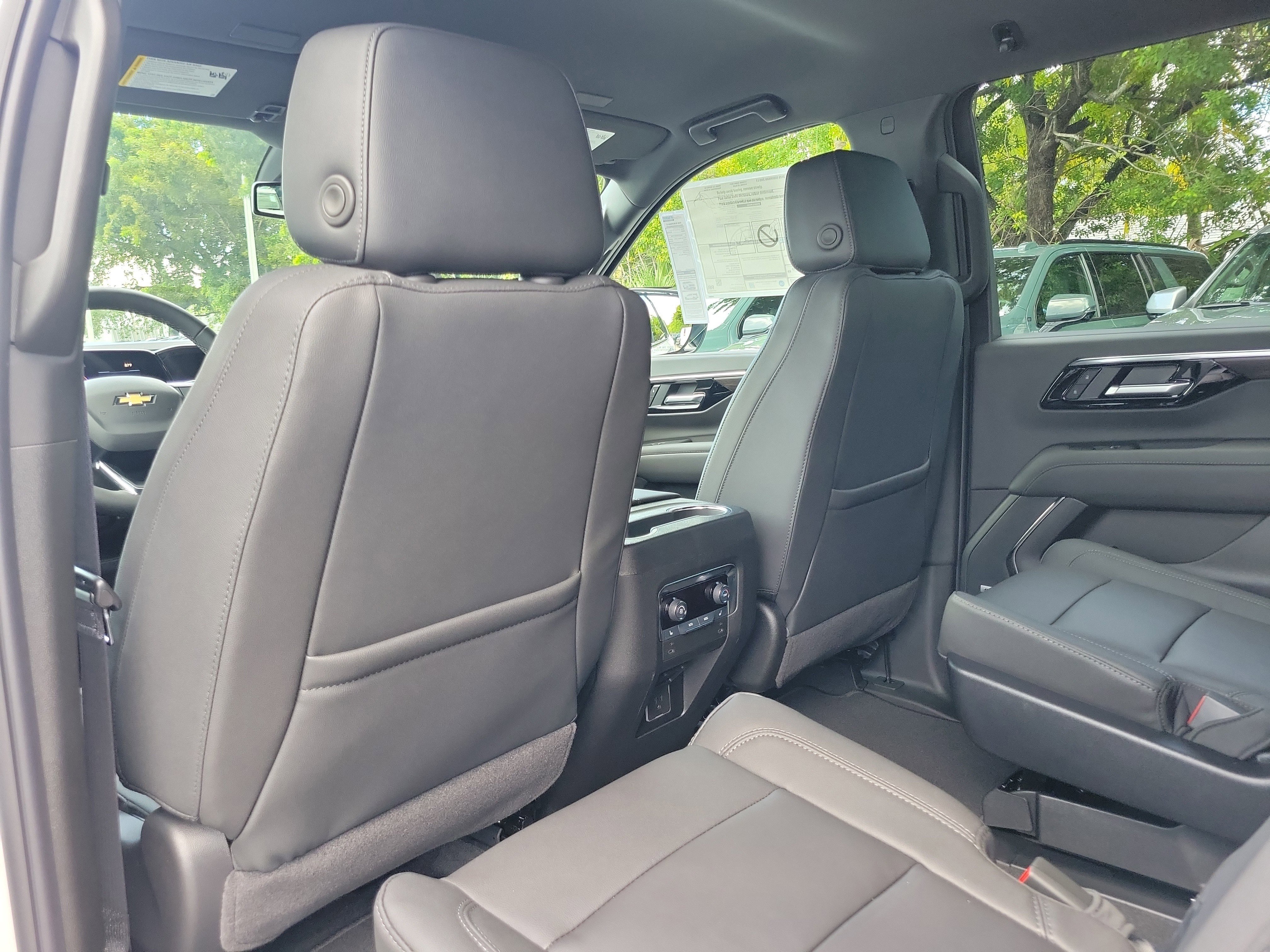 New 2026 Chevrolet Suburban LT w/ Comfort Package image 17